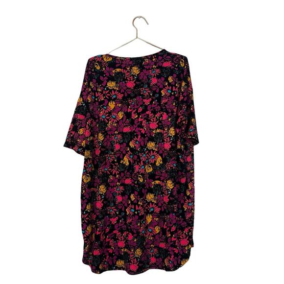 LULAROE Three Quarter Sleeve,  size Medium Irma tunic - Picture 3 of 7